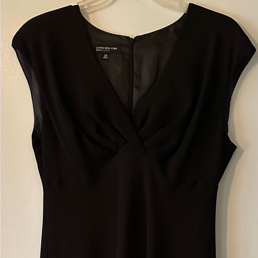 Jones New York Black Strapless Sheath Dress